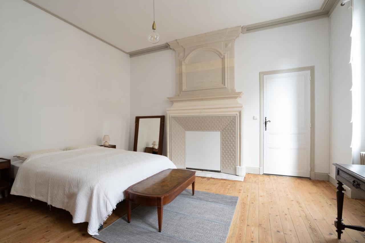Maison De Ville Avec Jardin "La Coquette" Jonzac Exteriér fotografie